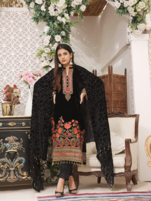 Hadiaeman Embroidered Velvet Collection 23'