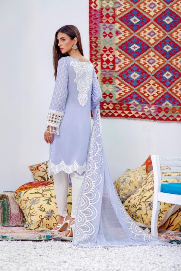 Ghazal By HadiaEman Chikankari Lawn Collection - Image 2